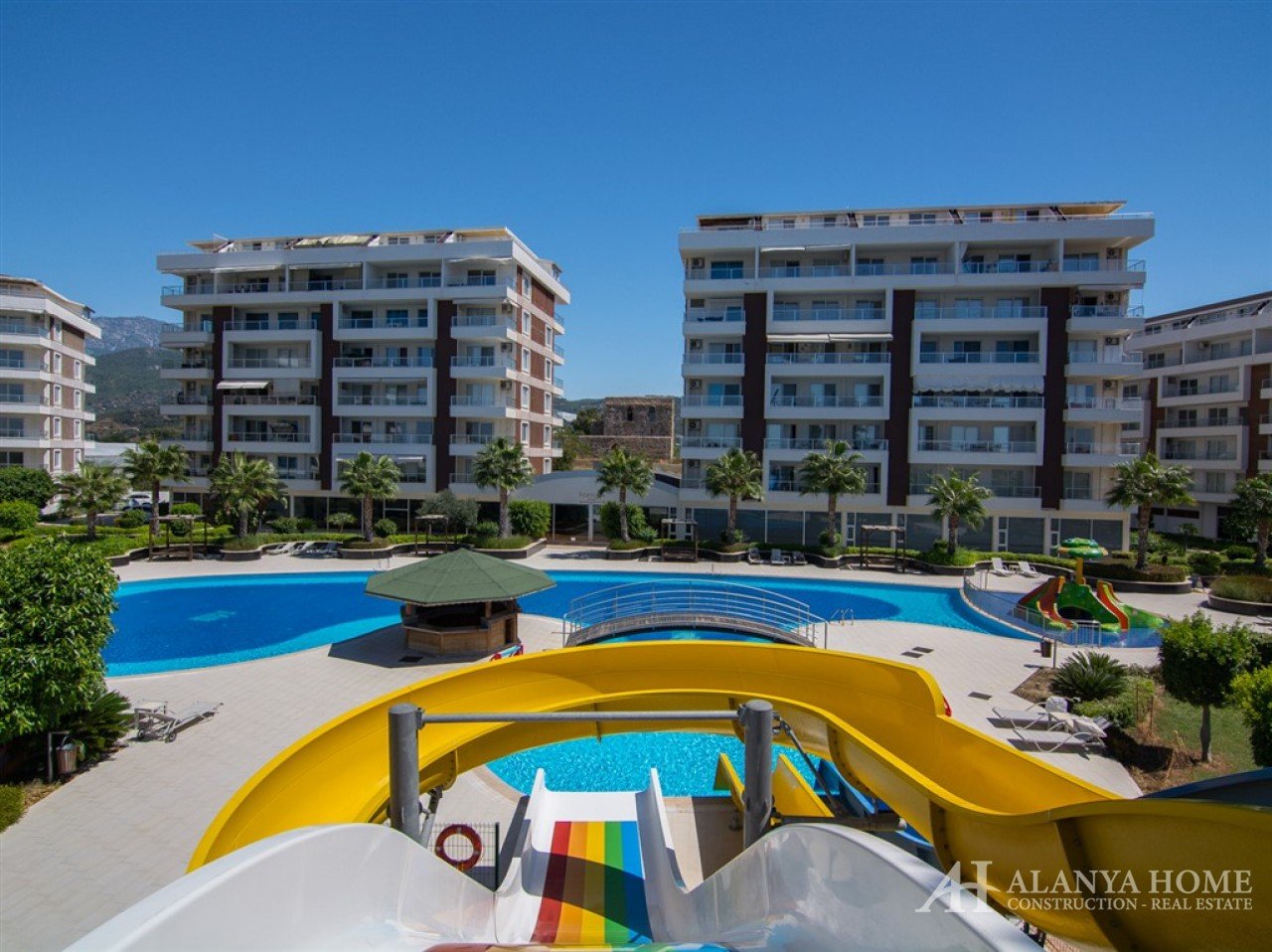 Фото покупка продажа недорогая трехкомнатная квартира 2+1 c видом на бассейн Алания Хоум Анталия Тур